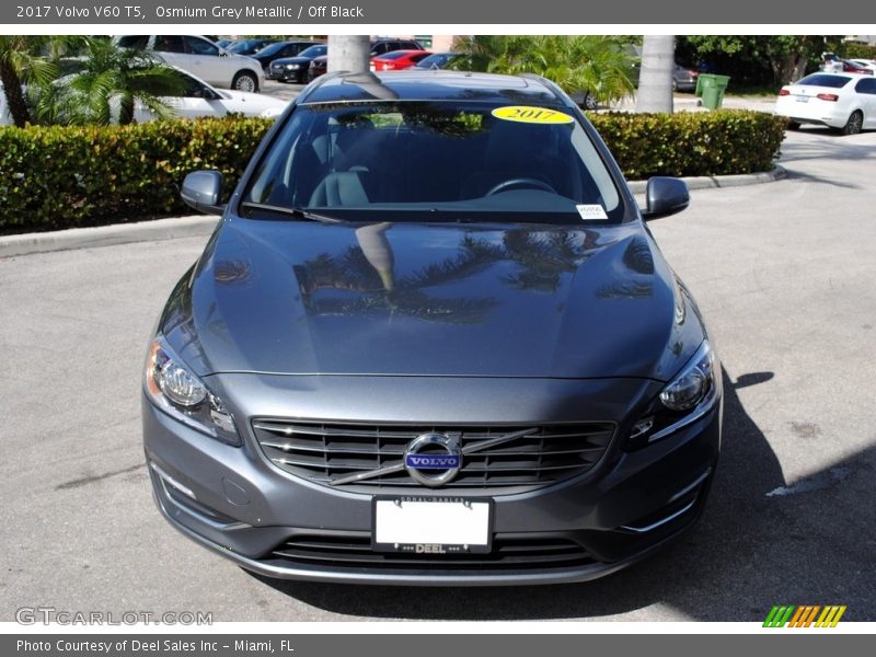 Osmium Grey Metallic / Off Black 2017 Volvo V60 T5