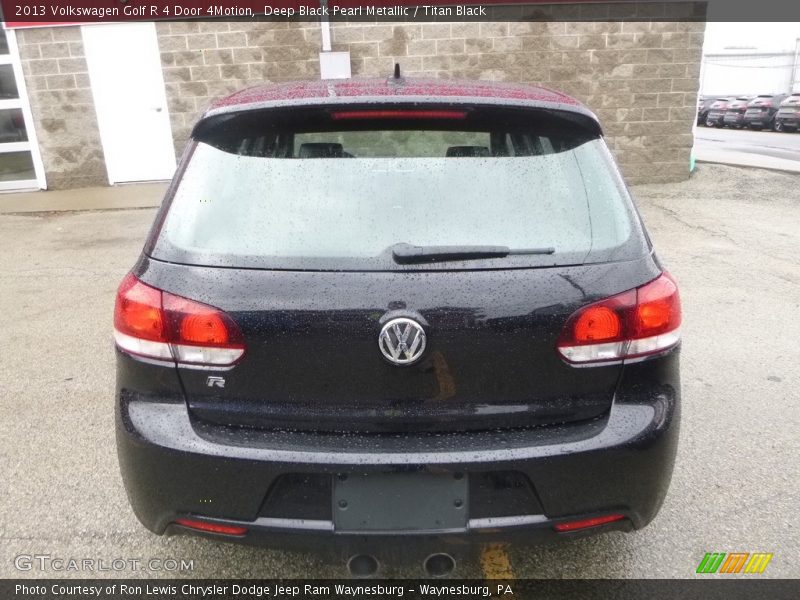 Deep Black Pearl Metallic / Titan Black 2013 Volkswagen Golf R 4 Door 4Motion