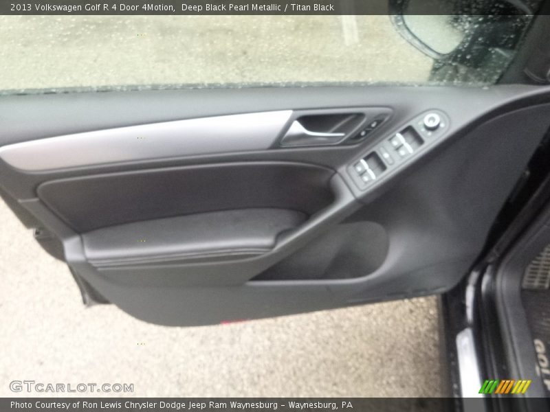 Deep Black Pearl Metallic / Titan Black 2013 Volkswagen Golf R 4 Door 4Motion