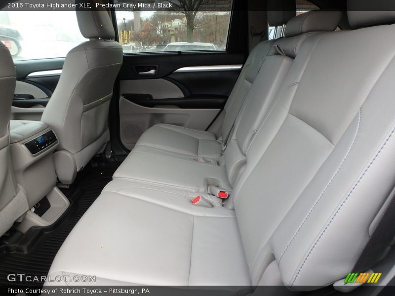 Predawn Gray Mica / Black 2016 Toyota Highlander XLE