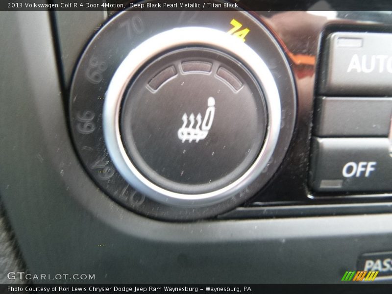 Deep Black Pearl Metallic / Titan Black 2013 Volkswagen Golf R 4 Door 4Motion