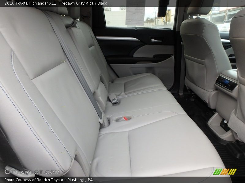 Predawn Gray Mica / Black 2016 Toyota Highlander XLE