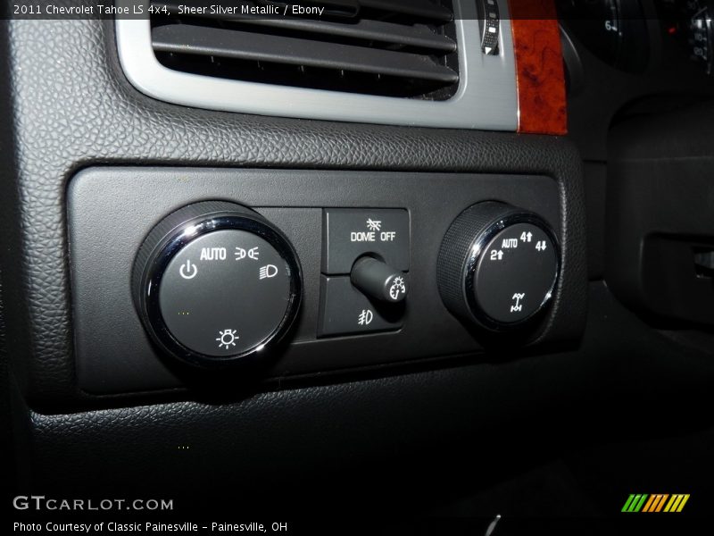 Sheer Silver Metallic / Ebony 2011 Chevrolet Tahoe LS 4x4