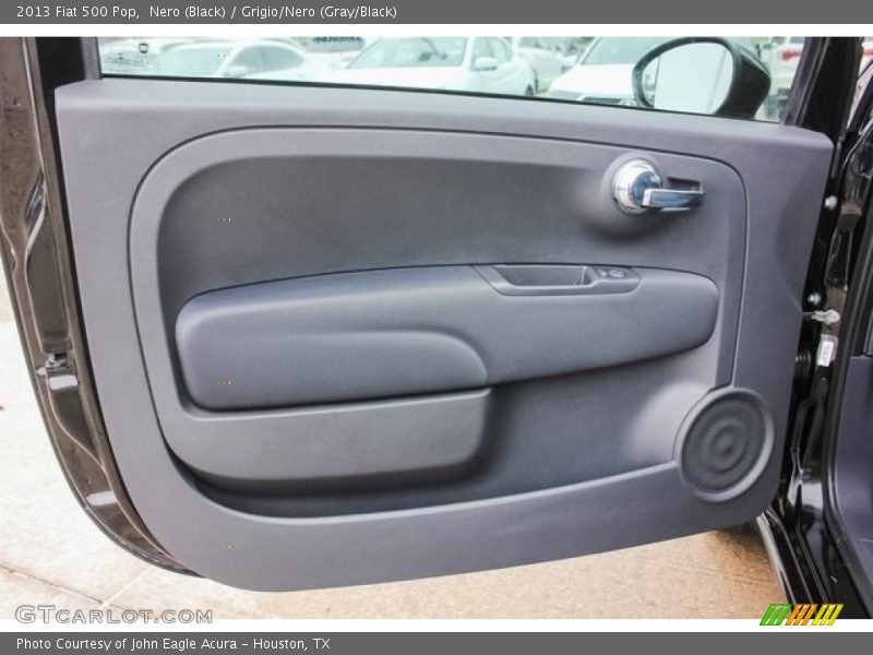 Nero (Black) / Grigio/Nero (Gray/Black) 2013 Fiat 500 Pop