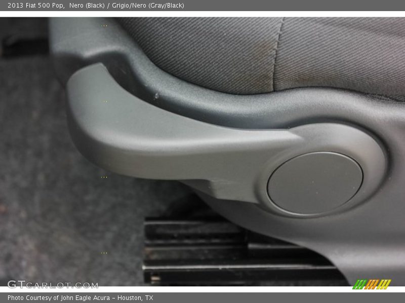 Nero (Black) / Grigio/Nero (Gray/Black) 2013 Fiat 500 Pop