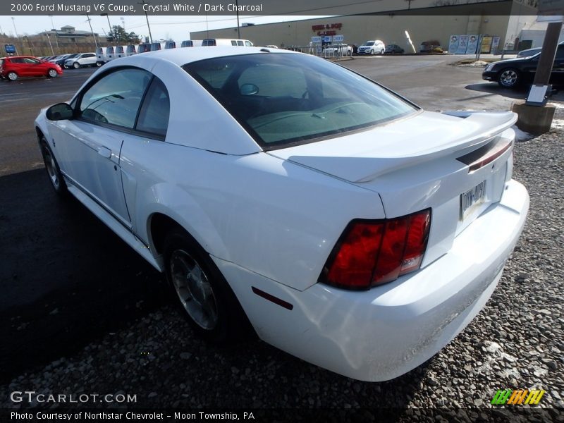 Crystal White / Dark Charcoal 2000 Ford Mustang V6 Coupe