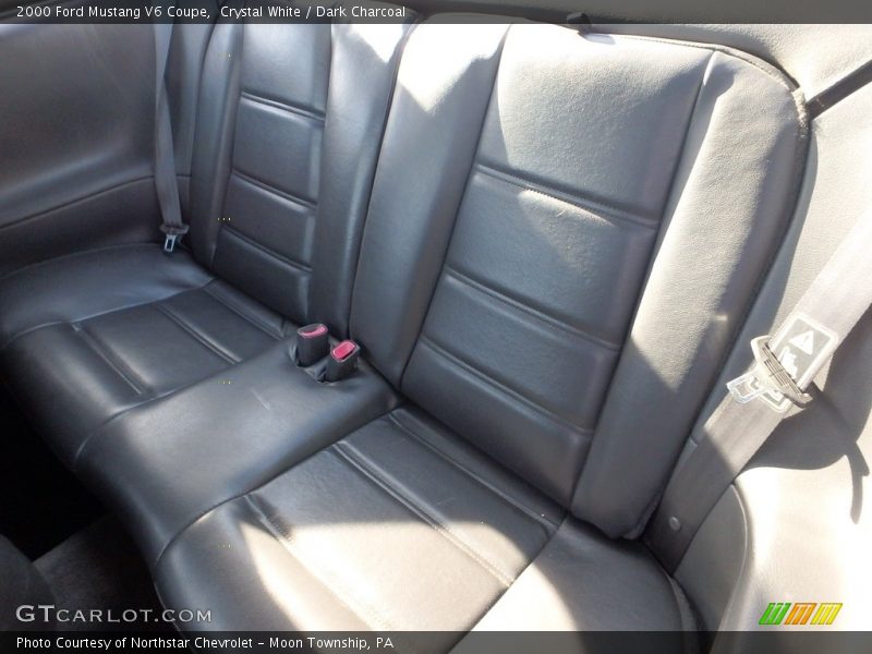Crystal White / Dark Charcoal 2000 Ford Mustang V6 Coupe