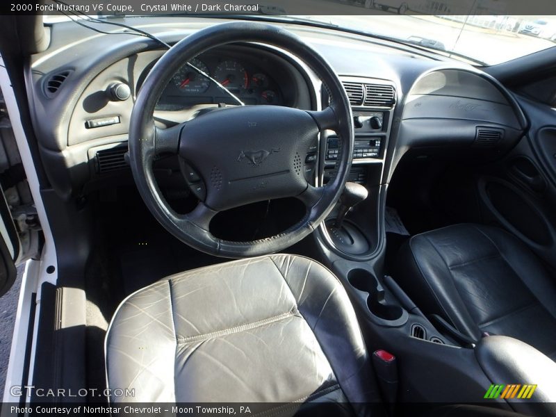 Crystal White / Dark Charcoal 2000 Ford Mustang V6 Coupe