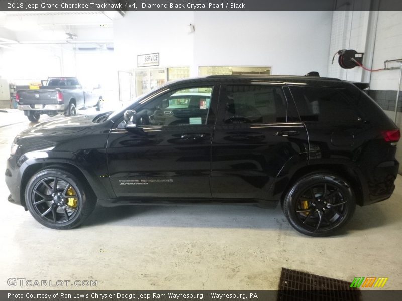  2018 Grand Cherokee Trackhawk 4x4 Diamond Black Crystal Pearl