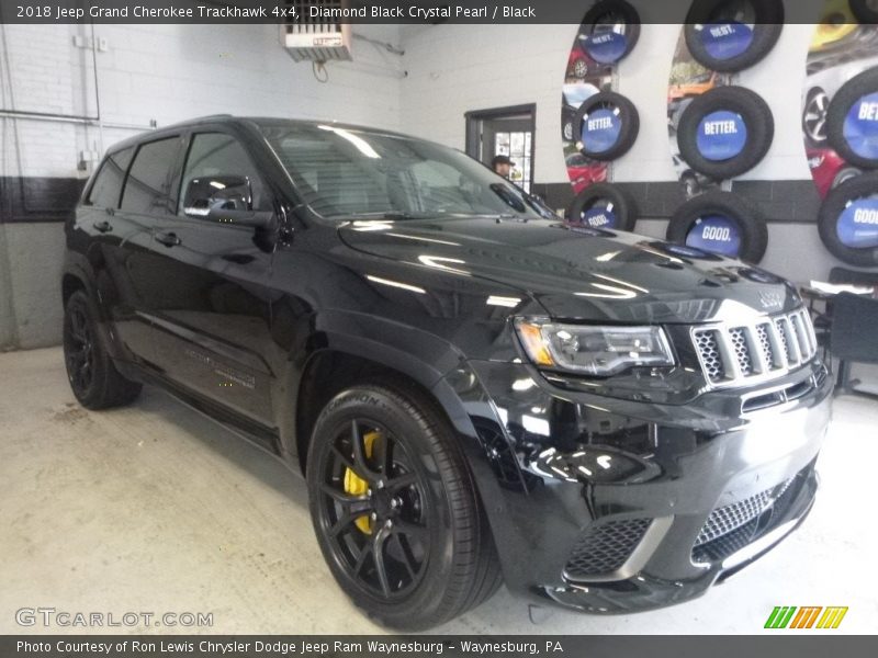  2018 Grand Cherokee Trackhawk 4x4 Diamond Black Crystal Pearl