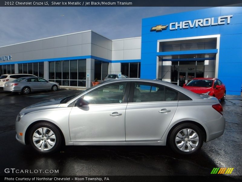 Silver Ice Metallic / Jet Black/Medium Titanium 2012 Chevrolet Cruze LS