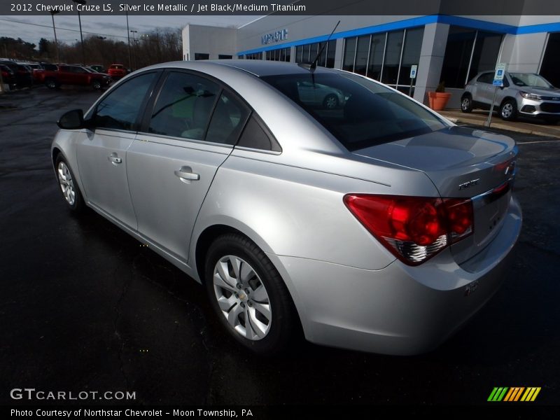 Silver Ice Metallic / Jet Black/Medium Titanium 2012 Chevrolet Cruze LS