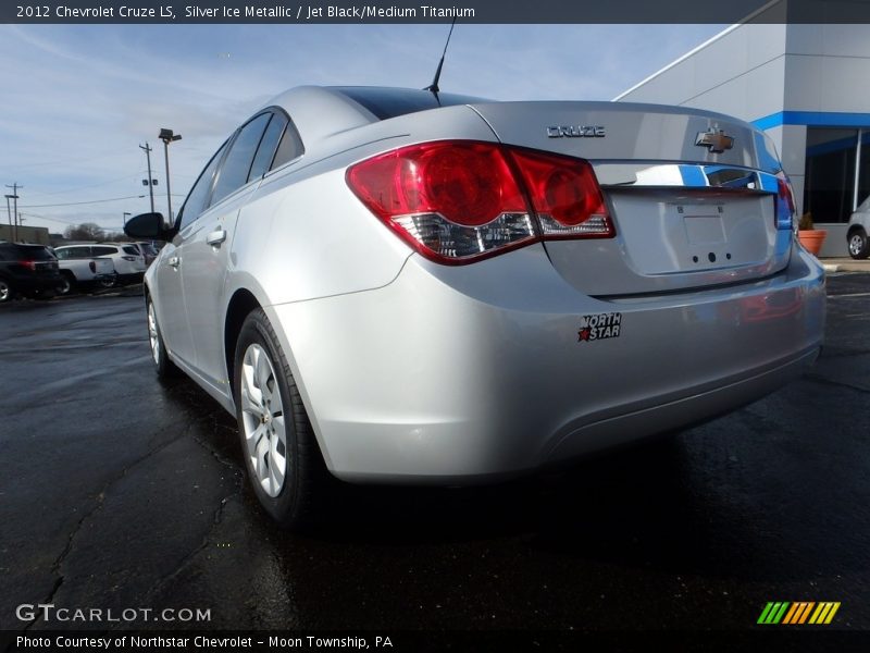 Silver Ice Metallic / Jet Black/Medium Titanium 2012 Chevrolet Cruze LS