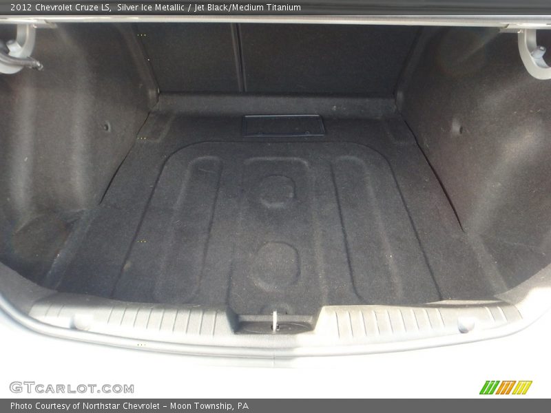 Silver Ice Metallic / Jet Black/Medium Titanium 2012 Chevrolet Cruze LS