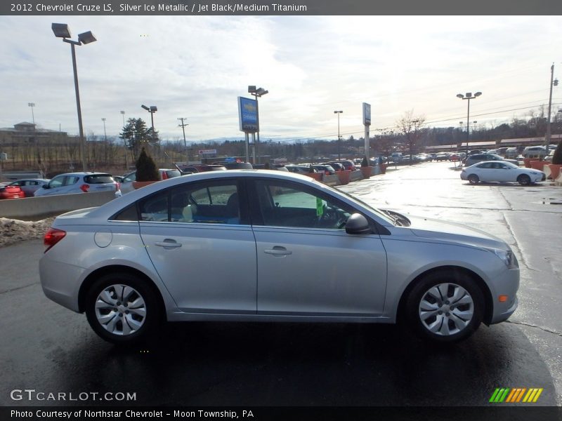 Silver Ice Metallic / Jet Black/Medium Titanium 2012 Chevrolet Cruze LS