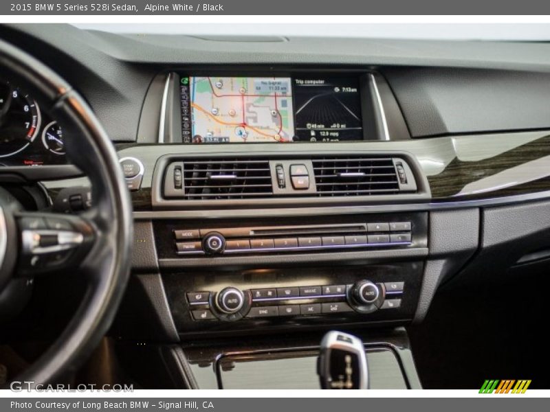 Alpine White / Black 2015 BMW 5 Series 528i Sedan