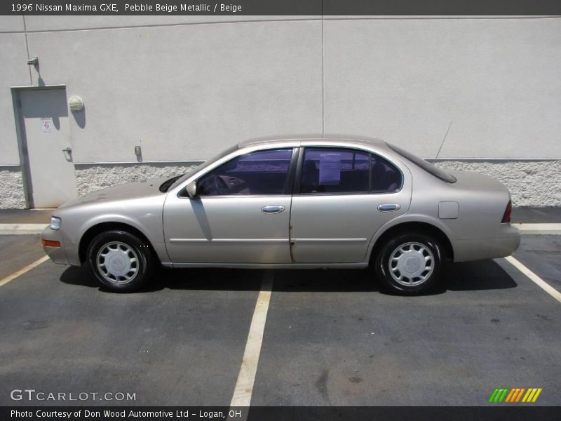 Pebble Beige Metallic / Beige 1996 Nissan Maxima GXE