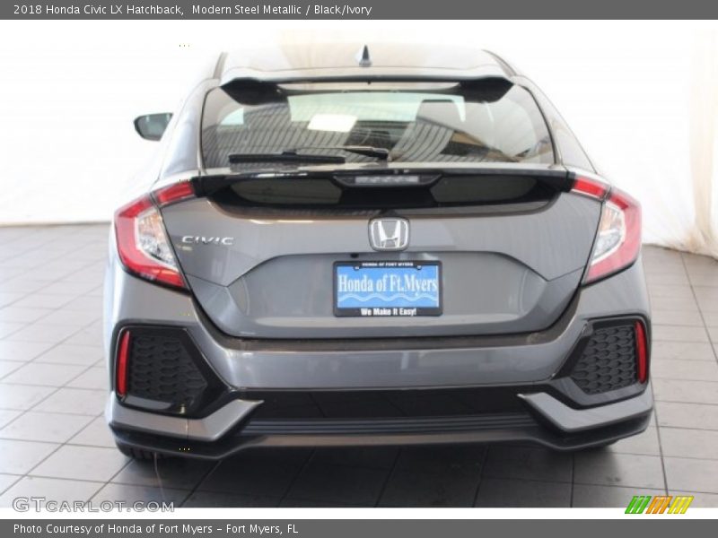Modern Steel Metallic / Black/Ivory 2018 Honda Civic LX Hatchback