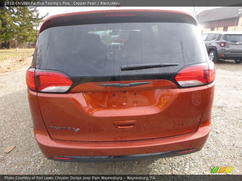 Copper Pearl / Black/Alloy 2018 Chrysler Pacifica Touring L Plus