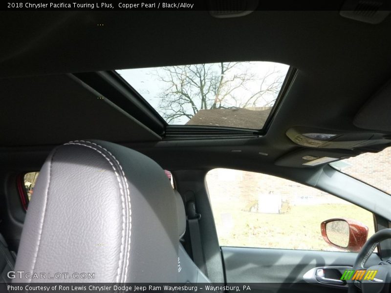 Copper Pearl / Black/Alloy 2018 Chrysler Pacifica Touring L Plus