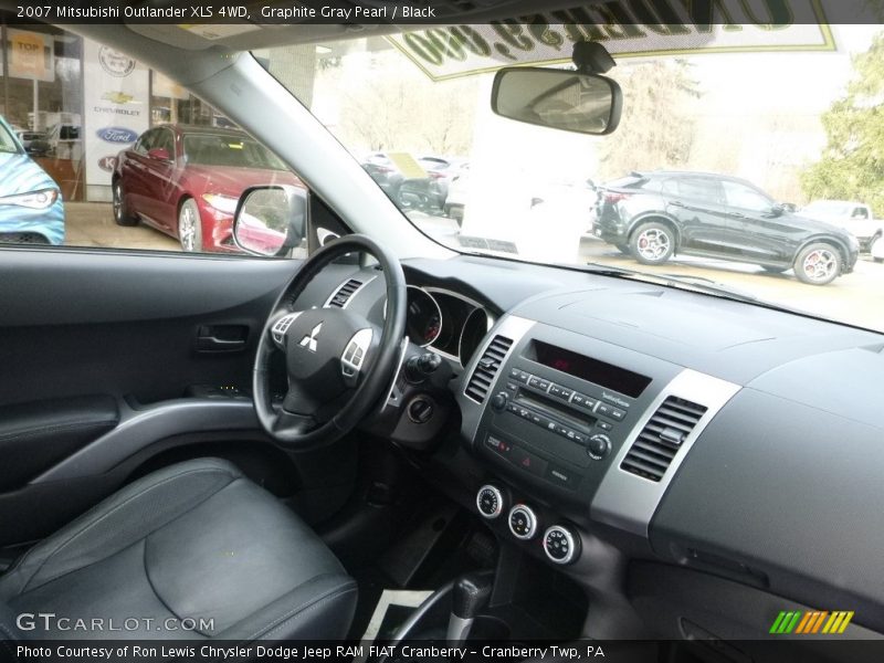 Graphite Gray Pearl / Black 2007 Mitsubishi Outlander XLS 4WD
