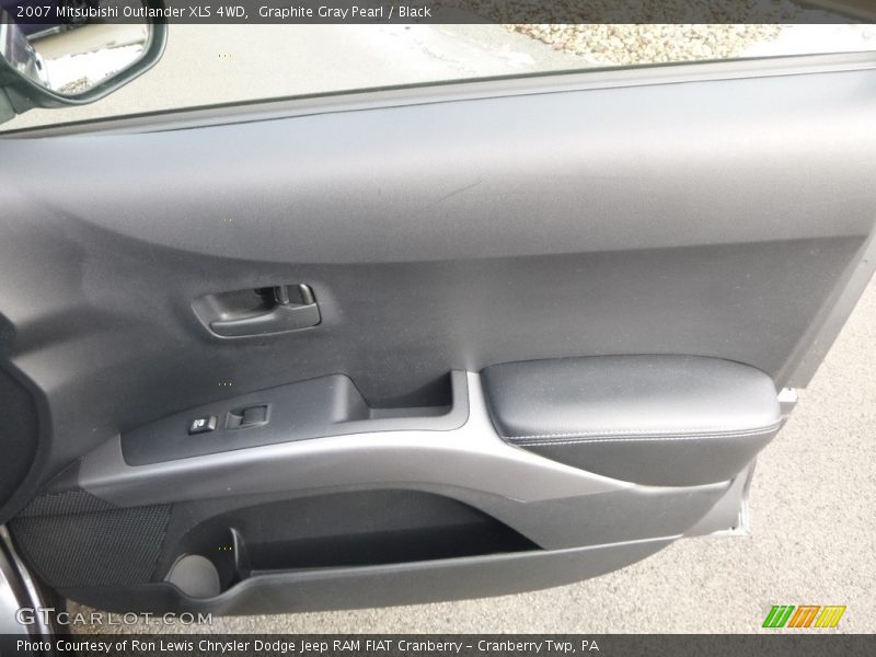 Graphite Gray Pearl / Black 2007 Mitsubishi Outlander XLS 4WD