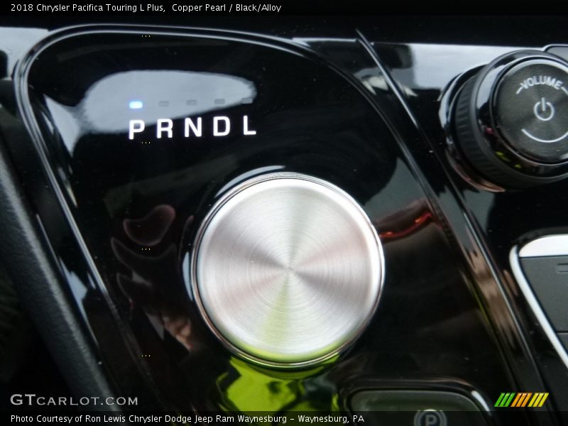 Copper Pearl / Black/Alloy 2018 Chrysler Pacifica Touring L Plus