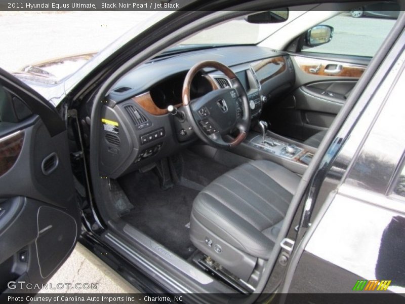 Black Noir Pearl / Jet Black 2011 Hyundai Equus Ultimate