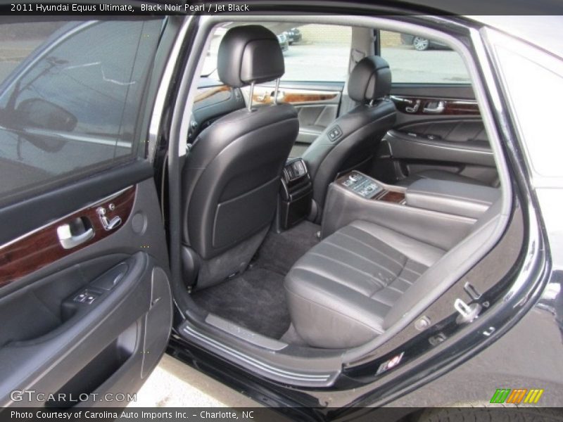 Black Noir Pearl / Jet Black 2011 Hyundai Equus Ultimate