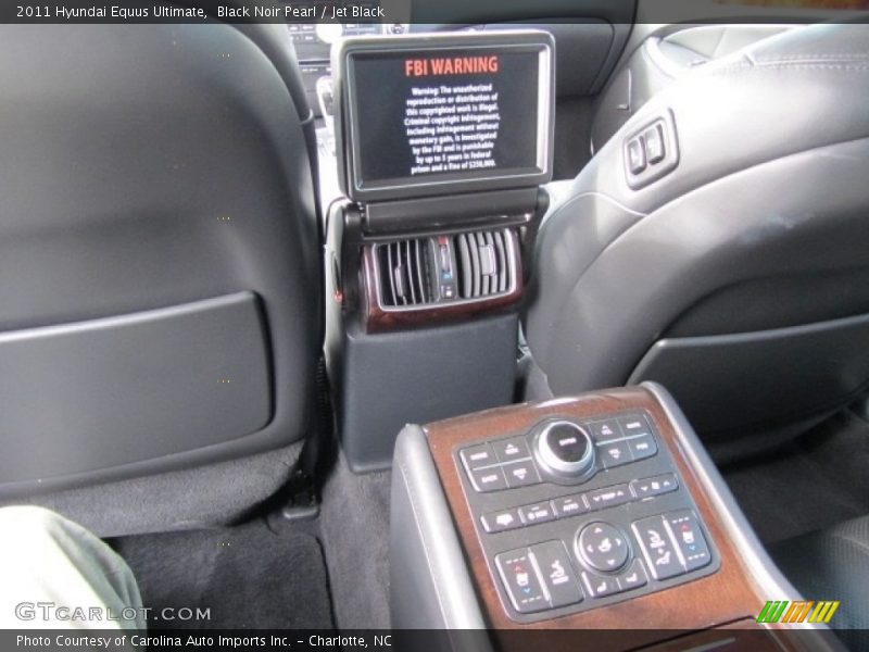 Black Noir Pearl / Jet Black 2011 Hyundai Equus Ultimate