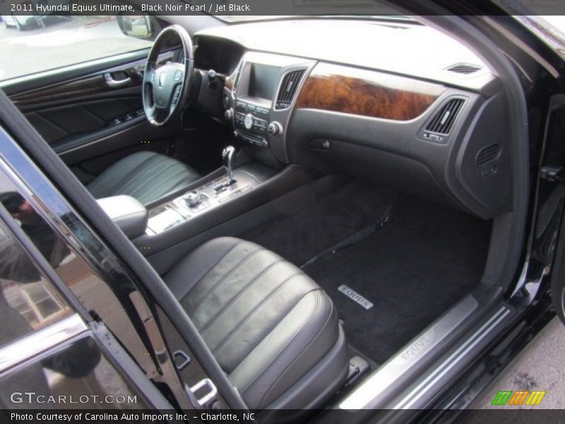 Black Noir Pearl / Jet Black 2011 Hyundai Equus Ultimate
