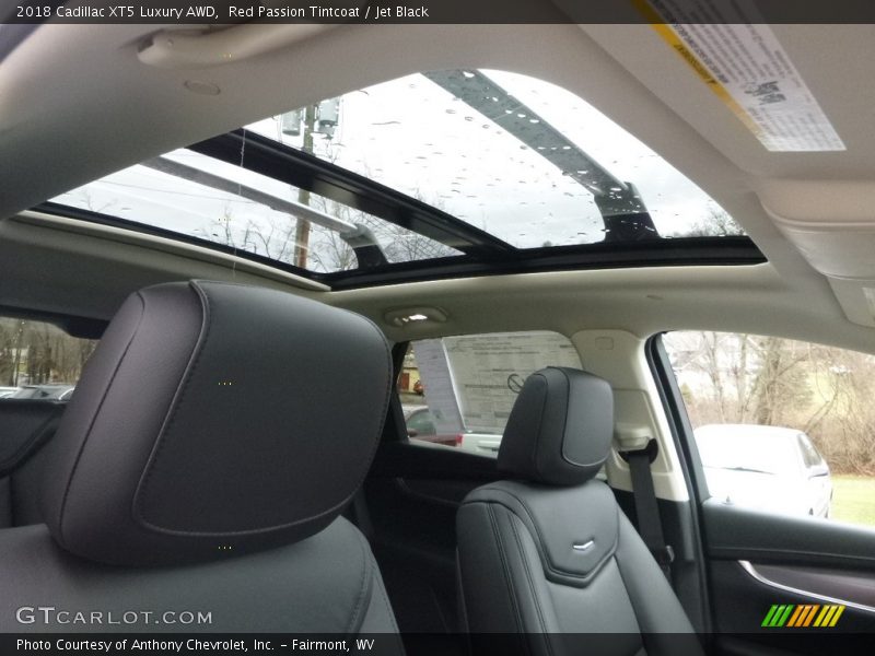 Red Passion Tintcoat / Jet Black 2018 Cadillac XT5 Luxury AWD