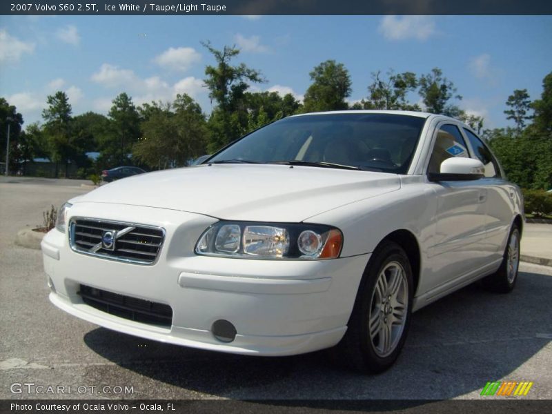 Ice White / Taupe/Light Taupe 2007 Volvo S60 2.5T