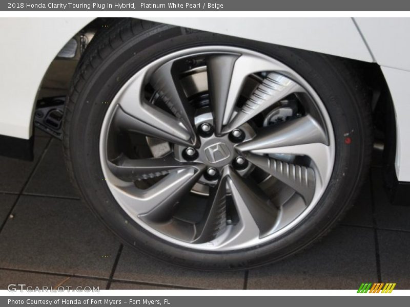 Platinum White Pearl / Beige 2018 Honda Clarity Touring Plug In Hybrid
