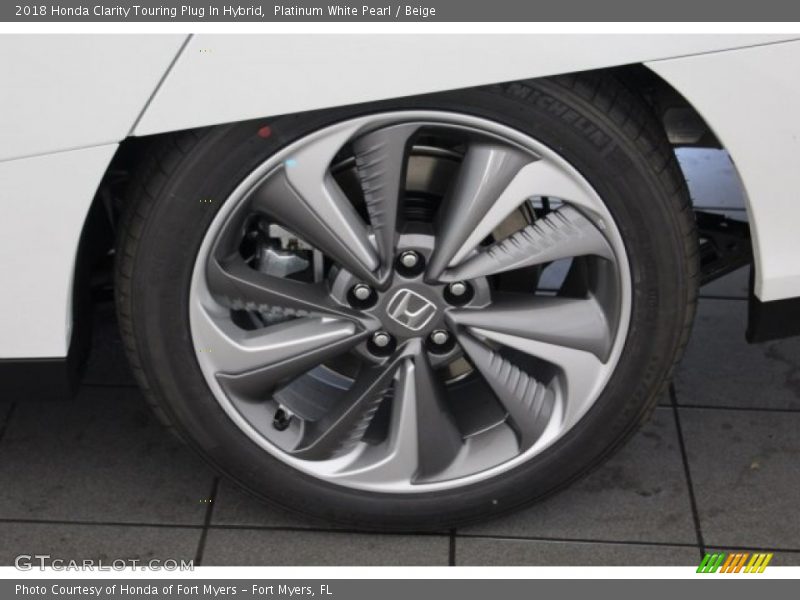 Platinum White Pearl / Beige 2018 Honda Clarity Touring Plug In Hybrid
