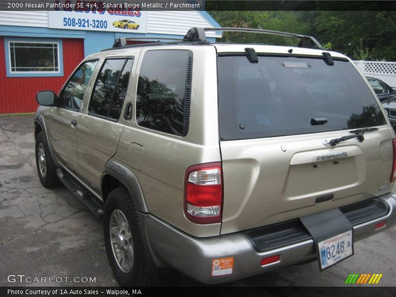 Sahara Beige Metallic / Parchment 2000 Nissan Pathfinder SE 4x4