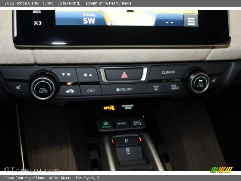 Platinum White Pearl / Beige 2018 Honda Clarity Touring Plug In Hybrid
