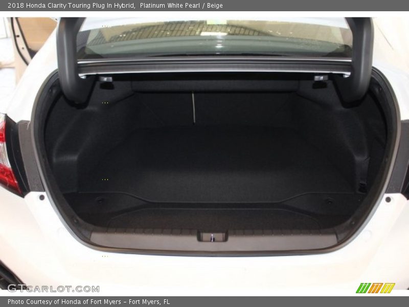 Platinum White Pearl / Beige 2018 Honda Clarity Touring Plug In Hybrid