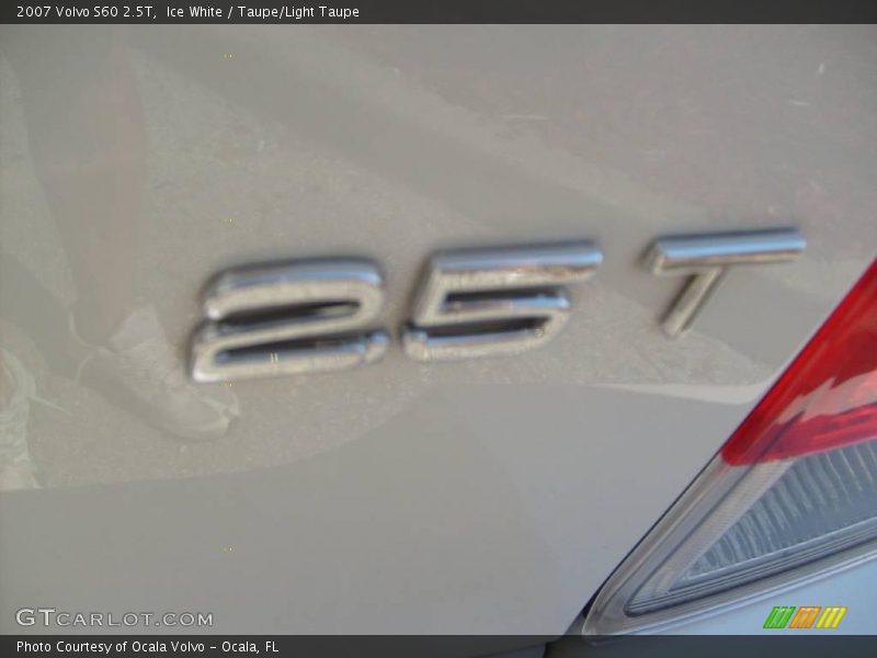 Ice White / Taupe/Light Taupe 2007 Volvo S60 2.5T