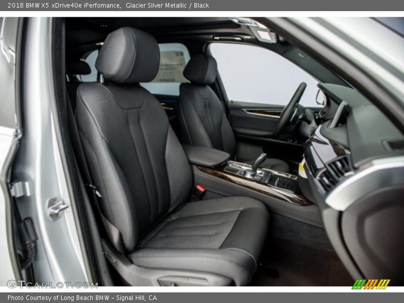 Glacier Silver Metallic / Black 2018 BMW X5 xDrive40e iPerfomance