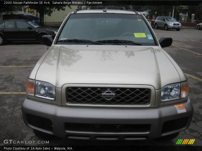 Sahara Beige Metallic / Parchment 2000 Nissan Pathfinder SE 4x4