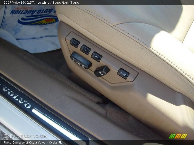 Ice White / Taupe/Light Taupe 2007 Volvo S60 2.5T