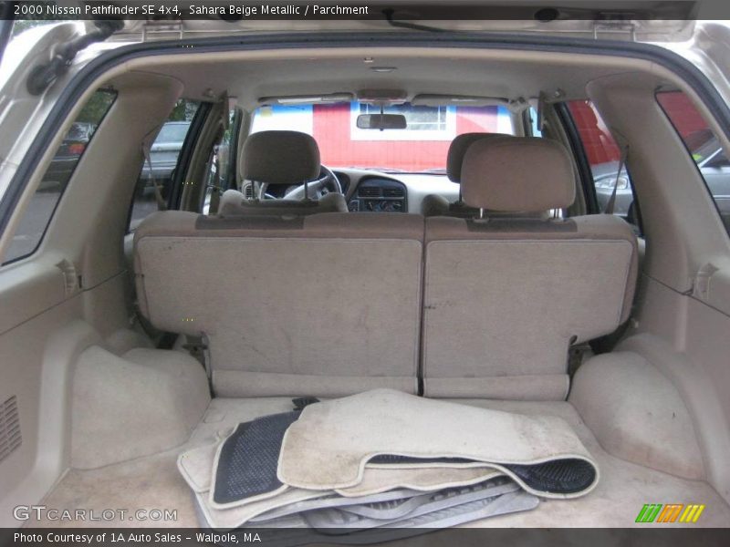 Sahara Beige Metallic / Parchment 2000 Nissan Pathfinder SE 4x4
