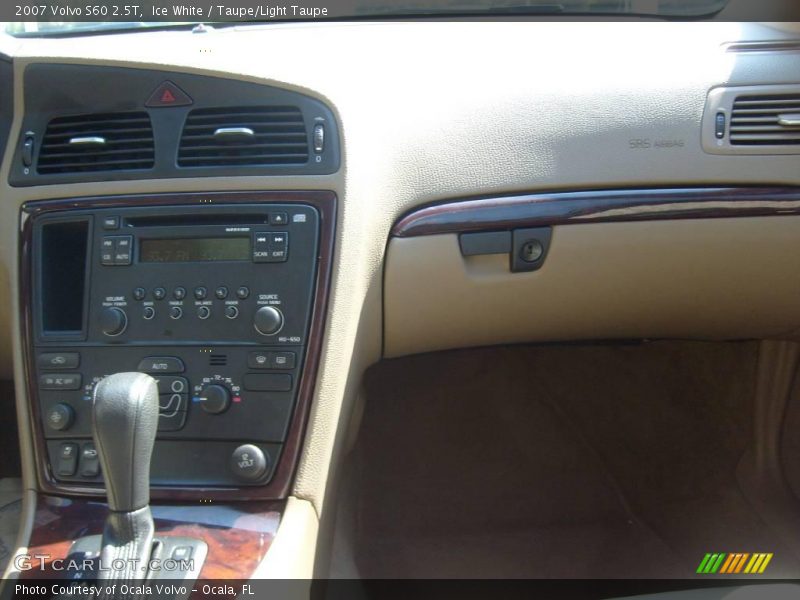 Ice White / Taupe/Light Taupe 2007 Volvo S60 2.5T
