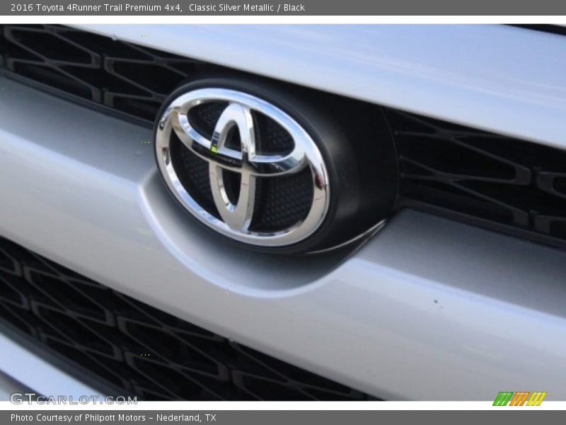 Classic Silver Metallic / Black 2016 Toyota 4Runner Trail Premium 4x4