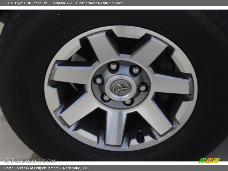 Classic Silver Metallic / Black 2016 Toyota 4Runner Trail Premium 4x4