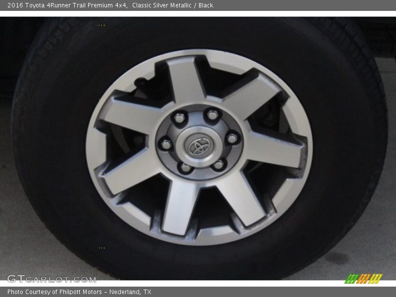 Classic Silver Metallic / Black 2016 Toyota 4Runner Trail Premium 4x4