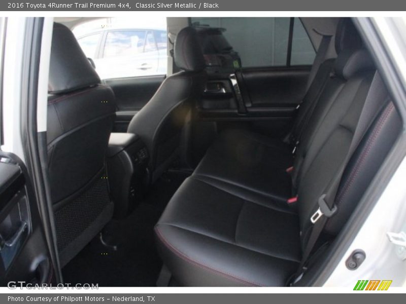 Classic Silver Metallic / Black 2016 Toyota 4Runner Trail Premium 4x4
