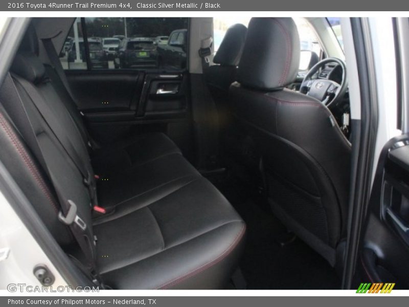 Classic Silver Metallic / Black 2016 Toyota 4Runner Trail Premium 4x4