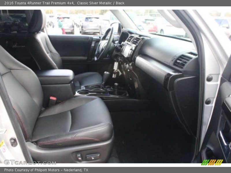 Classic Silver Metallic / Black 2016 Toyota 4Runner Trail Premium 4x4